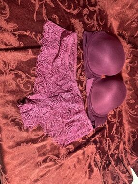 Victoria's Secret Plum Lace Bra and Boyshort Set 38D XL